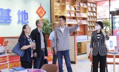 蘭州市教育局領(lǐng)導(dǎo)蒞臨蘭州新華互聯(lián)網(wǎng)學(xué)校督導(dǎo)檢查