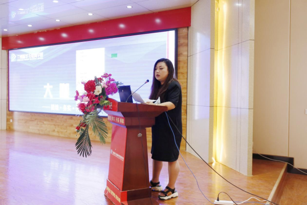 電商直播進(jìn)校園，企業(yè)宣講會(huì)圓滿進(jìn)行