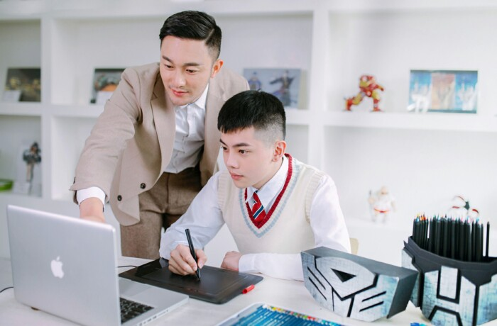 職業(yè)學(xué)校學(xué)生就業(yè)優(yōu)勢 用技能說話求職不怕
