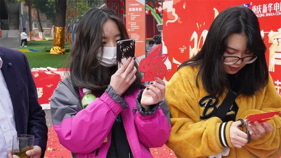 新華電腦教育春季開學(xué)熱 | 非遺進校園，國潮范十足！