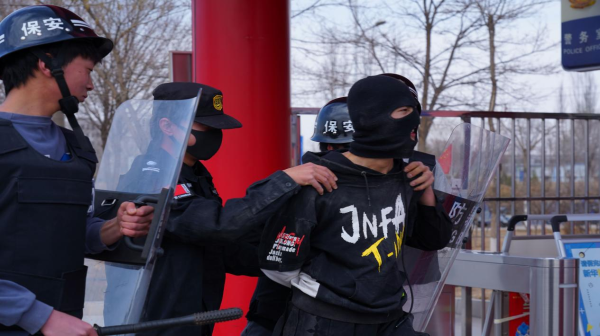【“三抓三促”行動進行時】共鑄反恐防線 守護平安校園——反恐防暴應(yīng)急演練