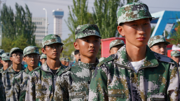 蘭州新華軍訓開營儀式—磨練意志 用汗水向青春致敬